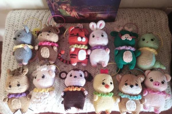 狗和狗和猪的属相适合做夫妻吗 狗和猪属相婚配天生一对还是水火不容