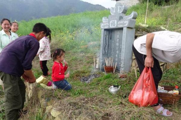 2023年闰2月上坟什么时间最好 适宜扫墓的时间